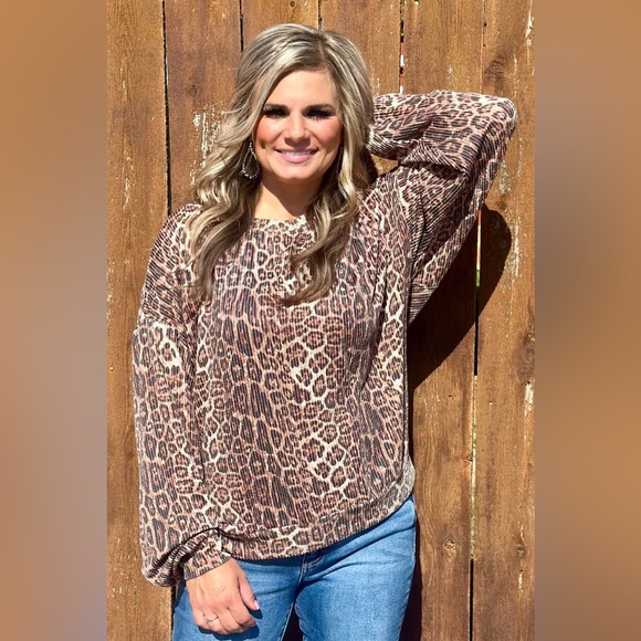 Sterling Kreek Tops - Hear Me Roar Top